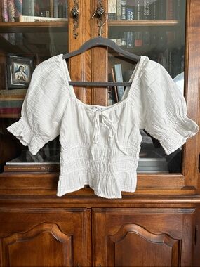 NA-KD White Smocked Peasant Crop Top with Puff Sleeves